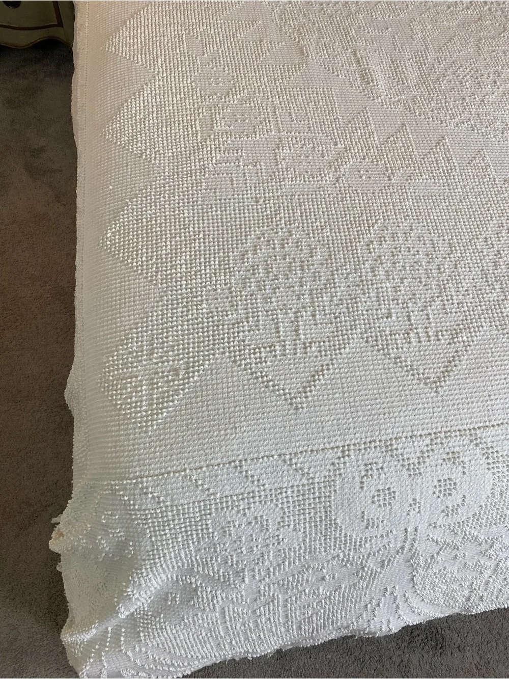 Vintage Chenille 50s Bedspread with Fringe Trim Queen Cottagecore